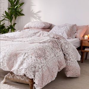 UO Boho Twin XL duvet cover + pillow cases PURPLE